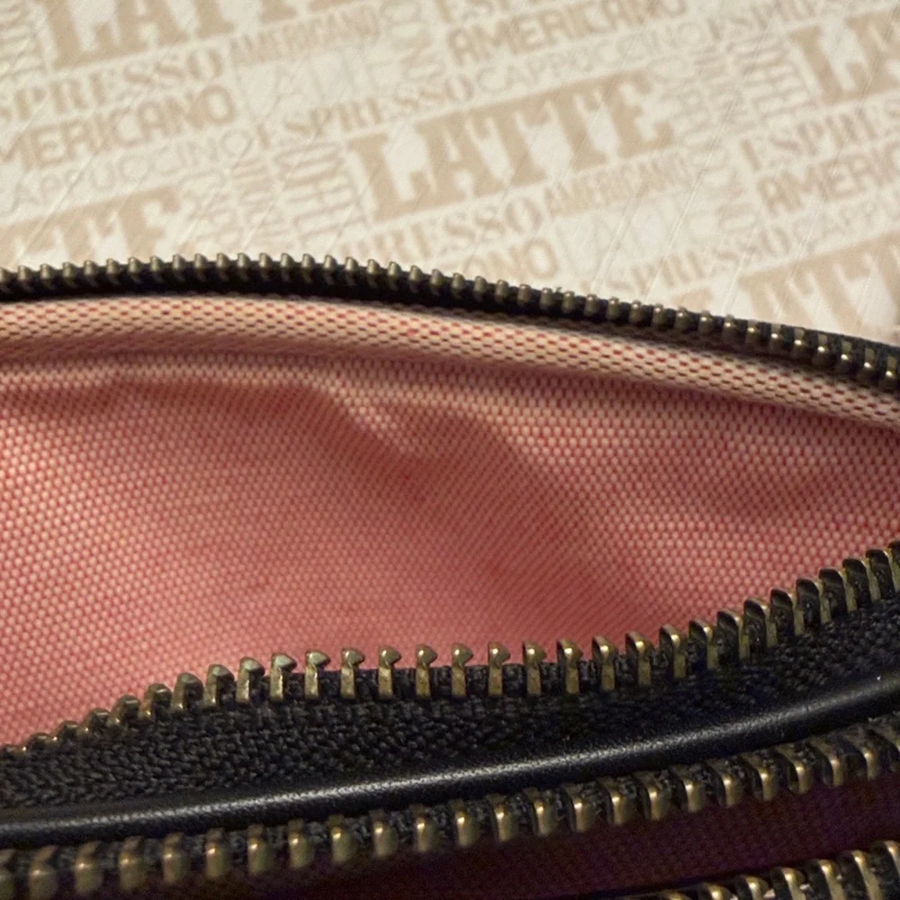 Coach X Disney Crossbody/Wristlet bag🖤PRICE FIRM